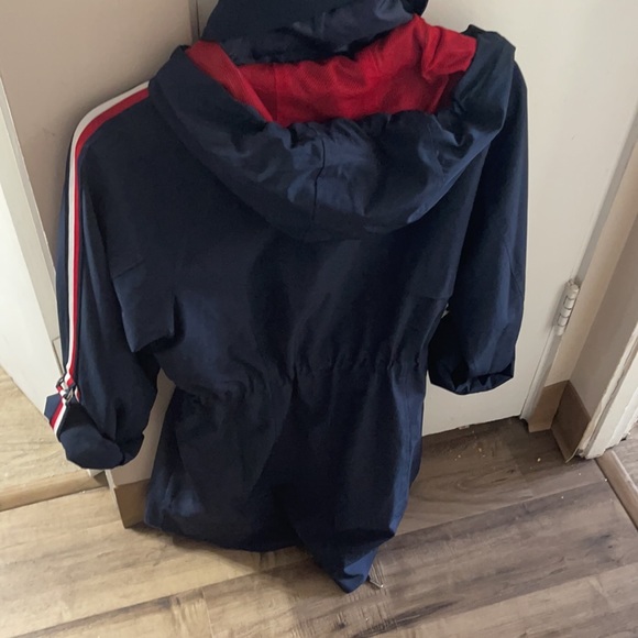 Dark blue lightly used Tommy Hilfiger rain coat - Picture 2 of 2